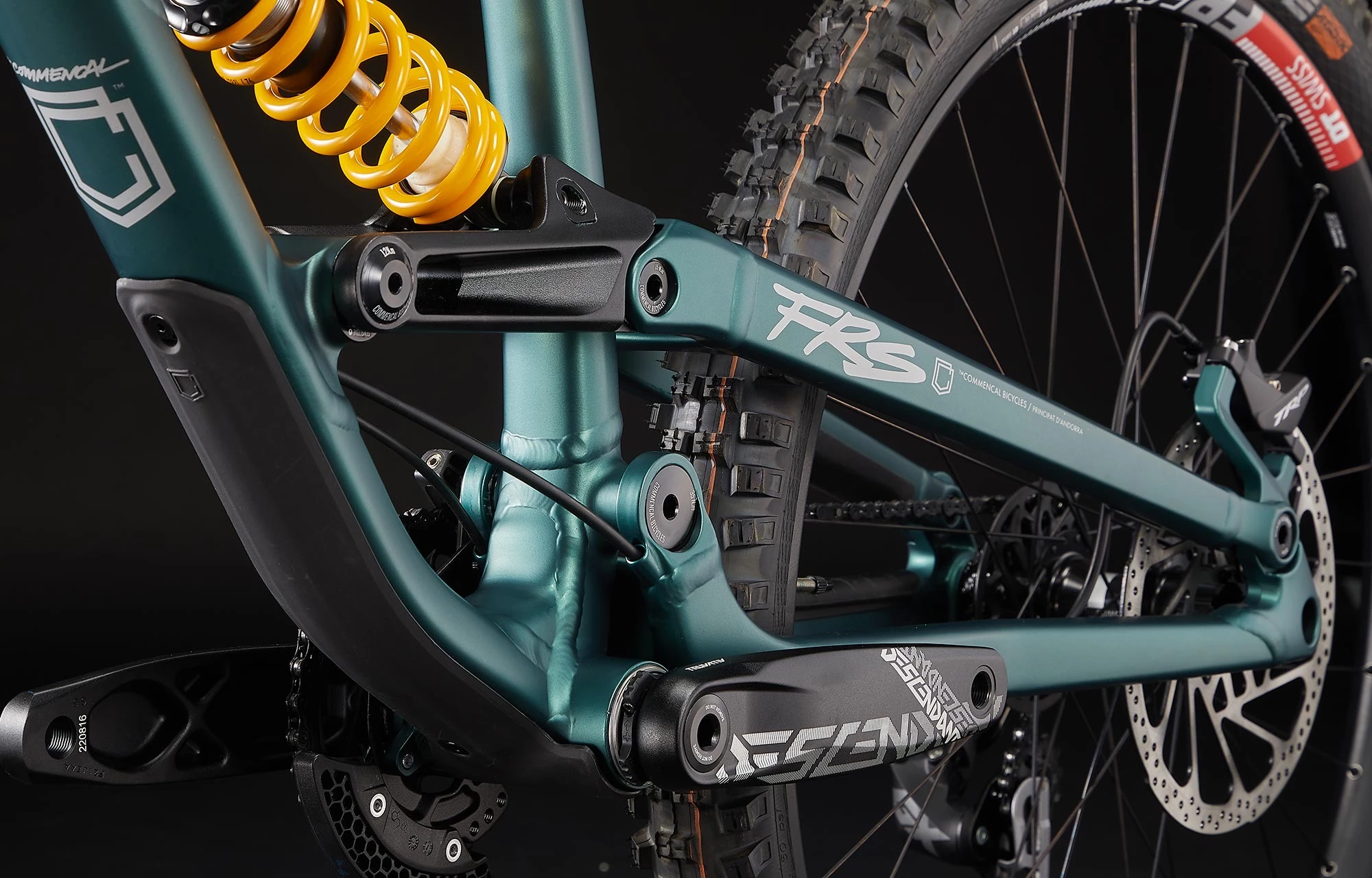 COMMENCAL FRS OHLINS EDITION METALLIC GREEN 7 COMMENCAL FRS OHLINS EDITION METALLIC GREEN – Image 7