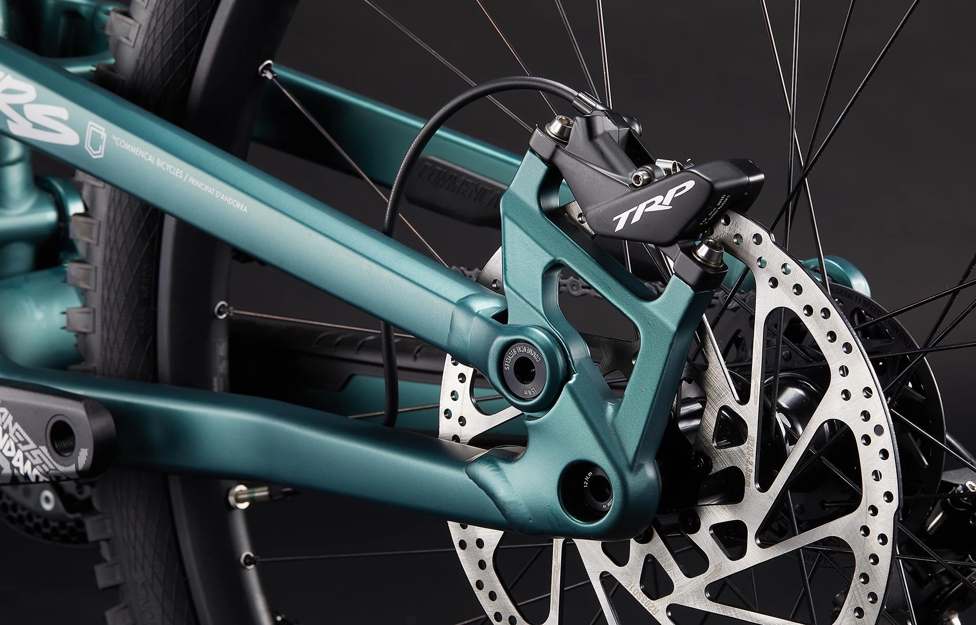 COMMENCAL FRS OHLINS EDITION METALLIC GREEN 9 COMMENCAL FRS OHLINS EDITION METALLIC GREEN – Image 9
