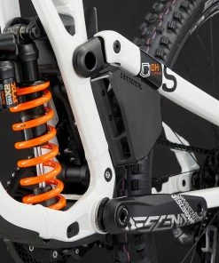 COMMENCAL SUPREME DH V5 SIGNATURE COIL PURE WHITE -Transmission vélo de route Ventes 2023 22SUPV5TM 05 2000