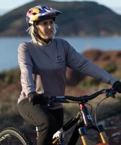 MAILLOT MANCHES LONGUES COMMENCAL DIRT 17 MAILLOT MANCHES LONGUES COMMENCAL DIRT -Transmission vélo de route Ventes 2023 T21MTMLDI 08 2000