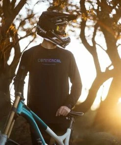 MAILLOT MANCHES LONGUES COMMENCAL CORPORATE BLACK 11 MAILLOT MANCHES LONGUES COMMENCAL CORPORATE BLACK -Transmission vélo de route Ventes 2023 T22MLCORBK 05 2000