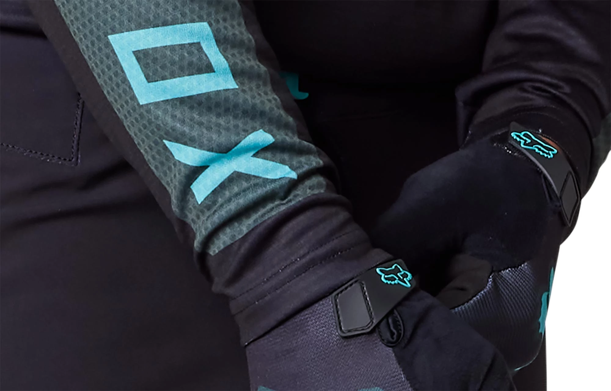 MAILLOT MANCHES LONGUES FOX DEFEND EMERALD 4 MAILLOT MANCHES LONGUES FOX DEFEND EMERALD – Image 4